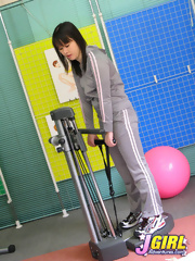 Athletic Japanese girl gets fucked by her trainer